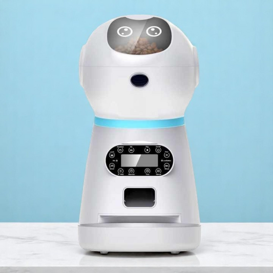 Pet feeder with  Camera